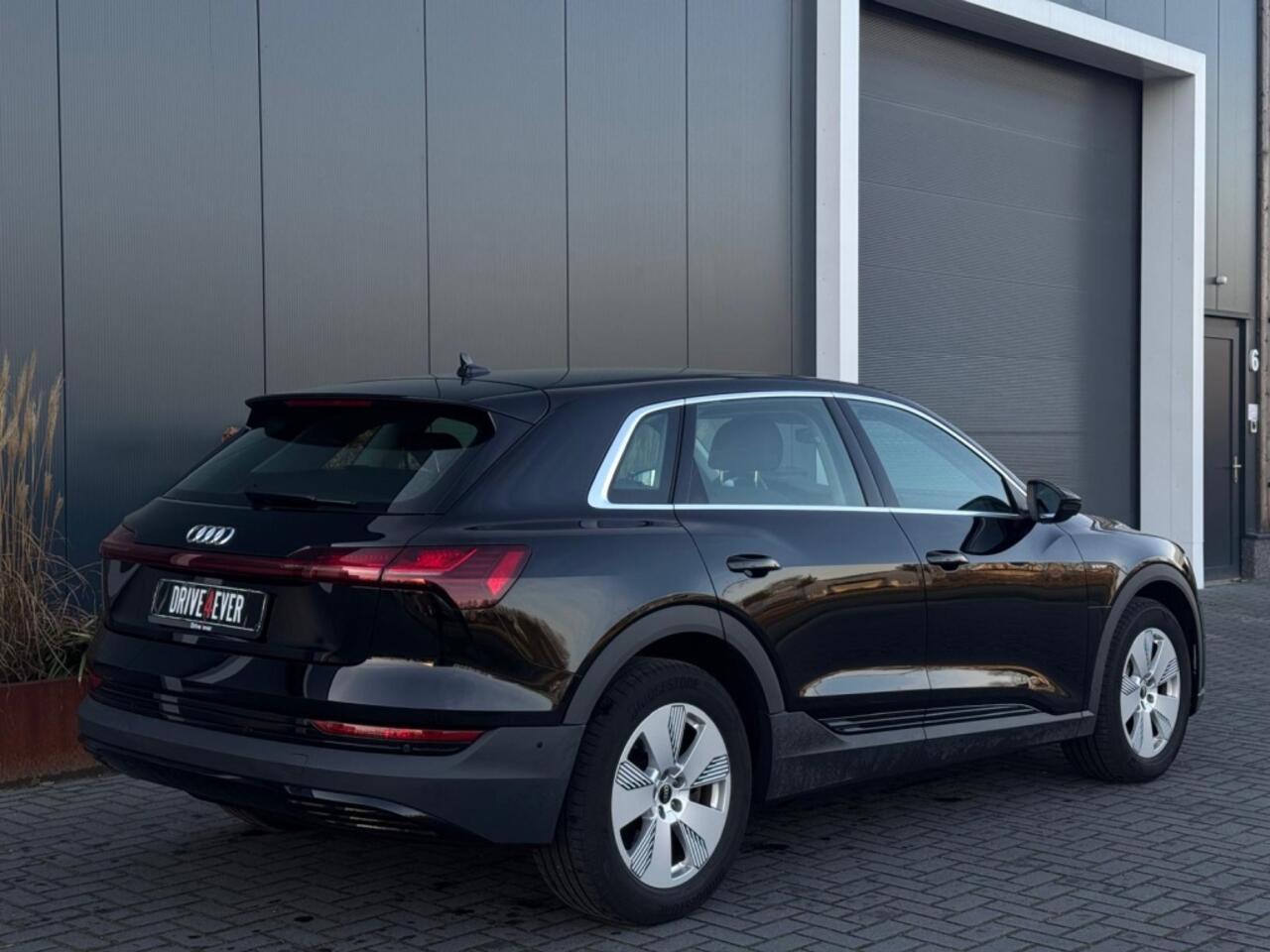 Audi e-tron 50 quattro Bns edit. NAVI PDC ELEK PAKKET VIRTUAL CR CONTROL