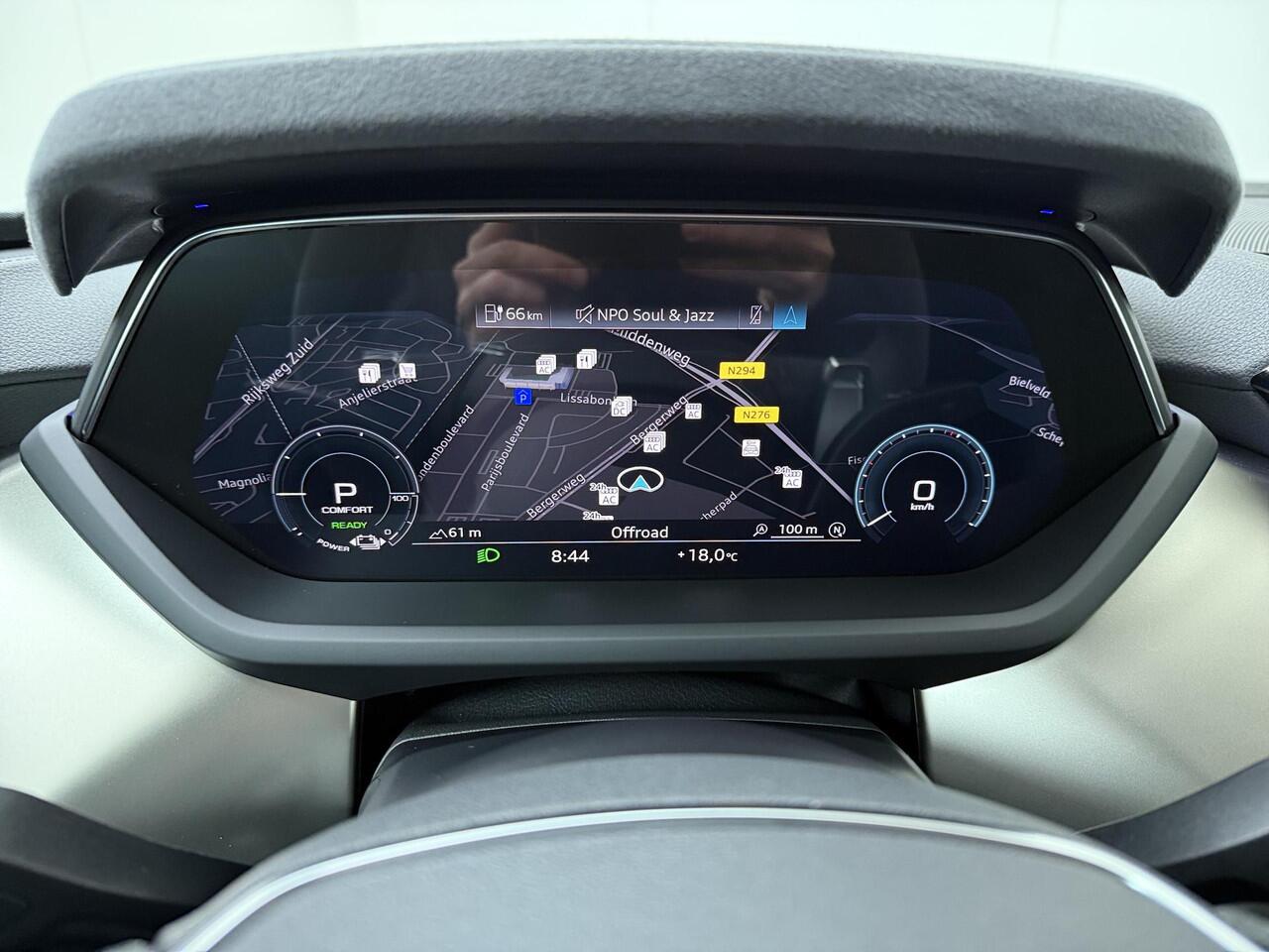 Audi e-tron GT RS 93 kWh | 598 PK | Panoramadak | Top view 360° camera | 21" LM velgen | Luchtvering | Voorstoelen verwarmd | Sportstoelen |