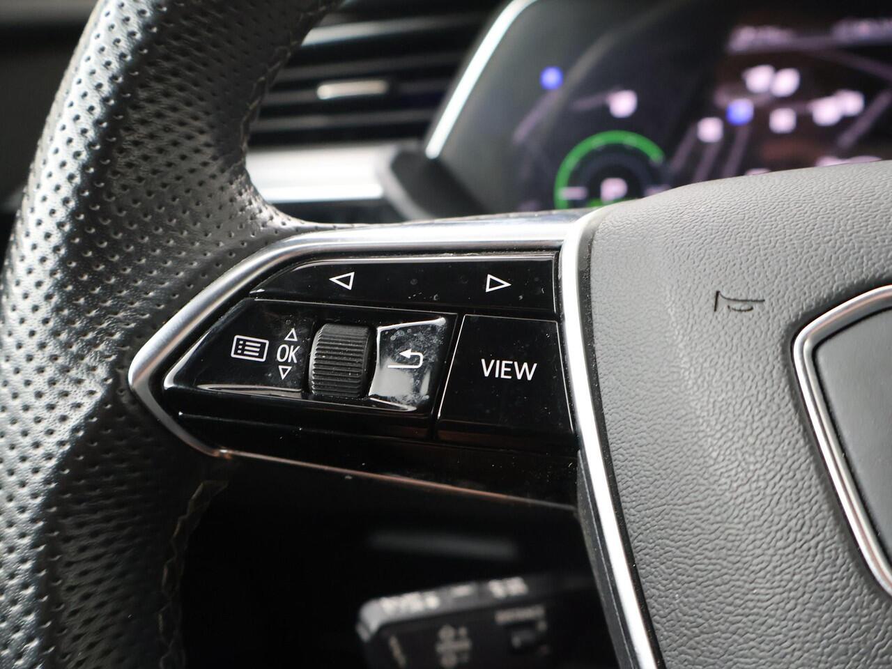 Audi e-tron Sportback 55 quattro S edition 95 kWh | 408 PK | | SoH 94% | Navigatie | Luchtvering | Trekhaak | Adaptive Cruisecontrol