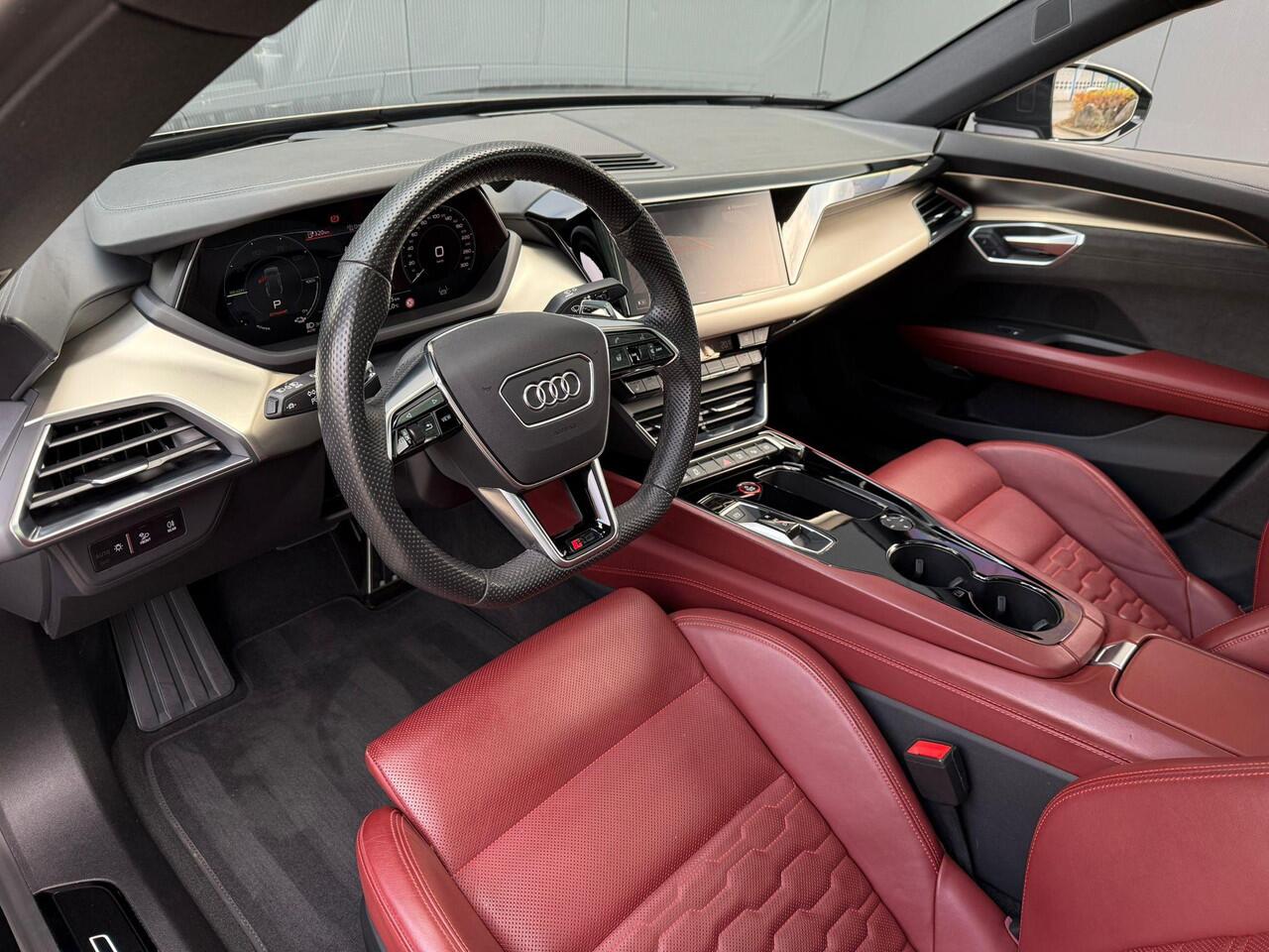 Audi e-tron GT RS 93 kWh pano / B&O / head up / Optiek plus