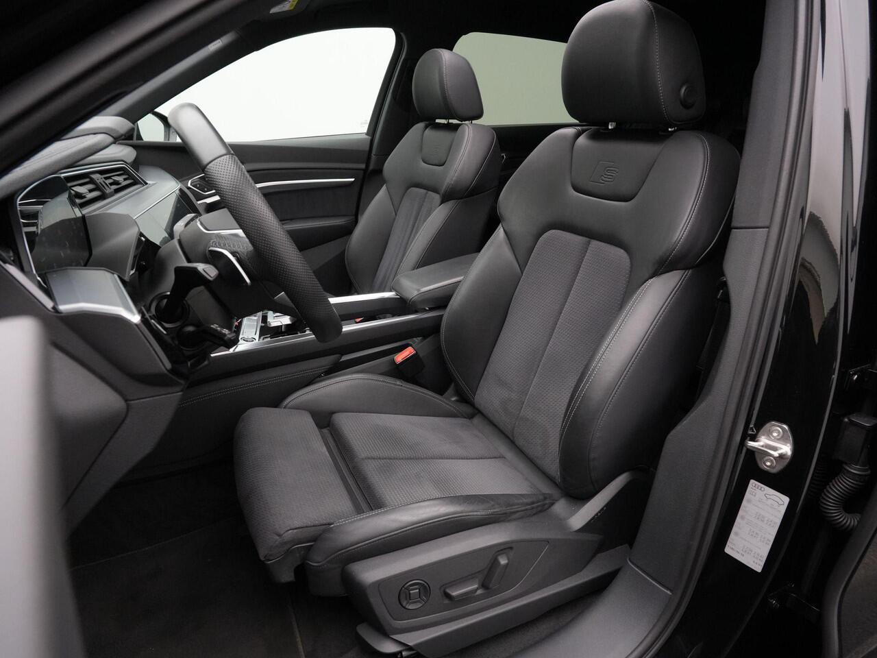 Audi e-tron 55 quattro S-Line 95 kWh 408 pk | Panoramadak | Geheugenstoel | Leder/alcantara | Achteruitrijcamera