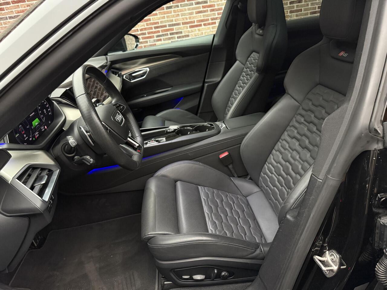 Audi e-tron GT RS 93 kWh DAK SFEER HEADUP CARPLAY LUCHTVERING