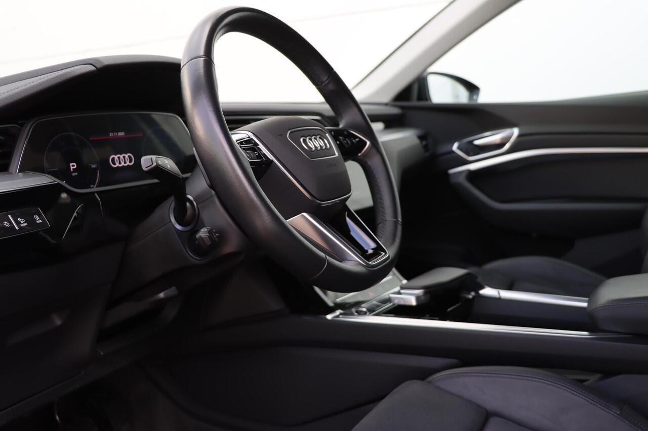 Audi e-tron 50 quattro Advanced edition 71 kWh 313pk | SOH 95% | Stoelverwarming | Camera | HU display | Parkassist