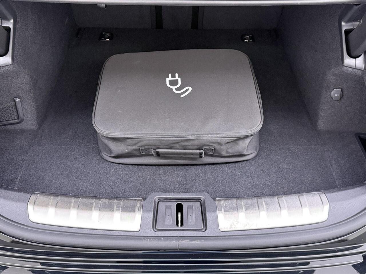 Audi e-tron GT RS 93 kWh VAN ¤ 84.900,- VOOR ¤ 74.877,- UW LENTEVOORDEEL ¤ 10.023,-! | PANO | 21 INCH | STOELVENTILATIE & MASSAGE | BANG & OLUFSEN | 360 CAMERA | ADAPTIVE AIR SUSPENSION | LASER MATRIX LED KOPLAMPEN | VIERWIELBESTURING | HEAD-UP DISPLAY | ADAPTIEVE C