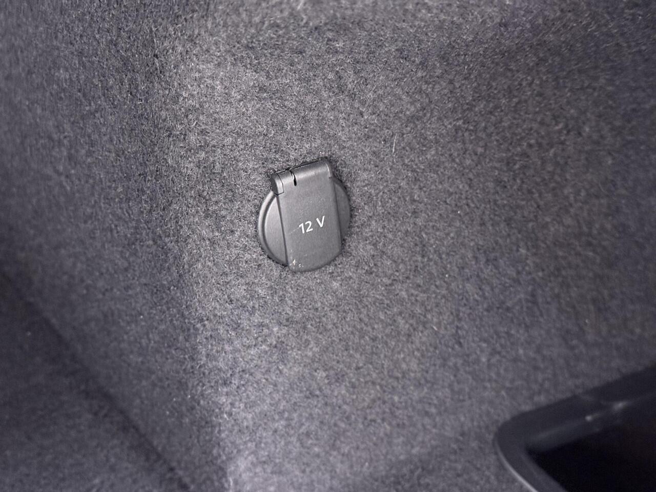 Audi e-tron GT RS 93 kWh VAN ¤ 84.900,- VOOR ¤ 74.877,- UW LENTEVOORDEEL ¤ 10.023,-! | PANO | 21 INCH | STOELVENTILATIE & MASSAGE | BANG & OLUFSEN | 360 CAMERA | ADAPTIVE AIR SUSPENSION | LASER MATRIX LED KOPLAMPEN | VIERWIELBESTURING | HEAD-UP DISPLAY | ADAPTIEVE C