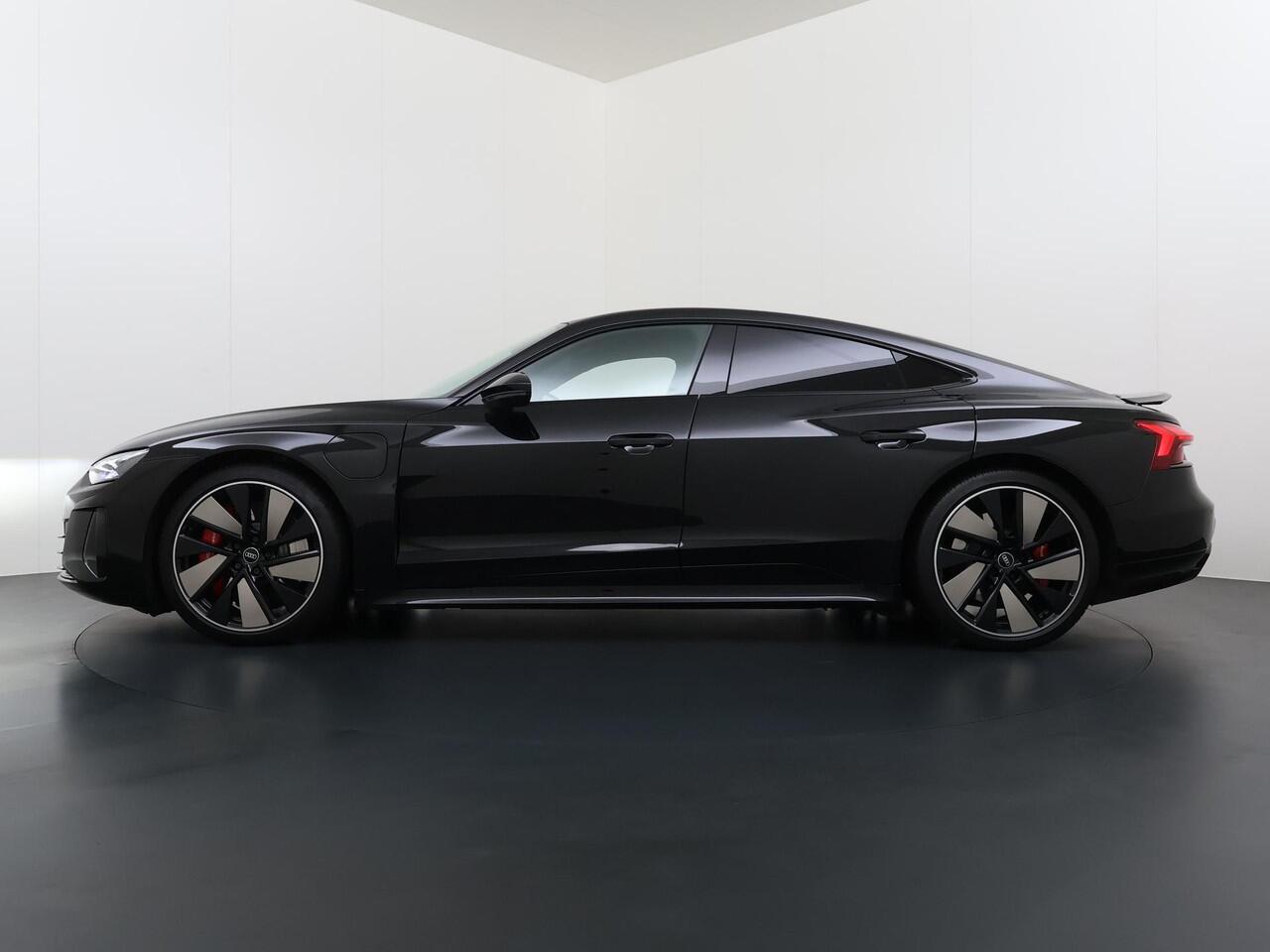 Audi e-tron GT RS 93 kWh VAN ¤ 84.900,- VOOR ¤ 74.877,- UW LENTEVOORDEEL ¤ 10.023,-! | PANO | 21 INCH | STOELVENTILATIE & MASSAGE | BANG & OLUFSEN | 360 CAMERA | ADAPTIVE AIR SUSPENSION | LASER MATRIX LED KOPLAMPEN | VIERWIELBESTURING | HEAD-UP DISPLAY | ADAPTIEVE C