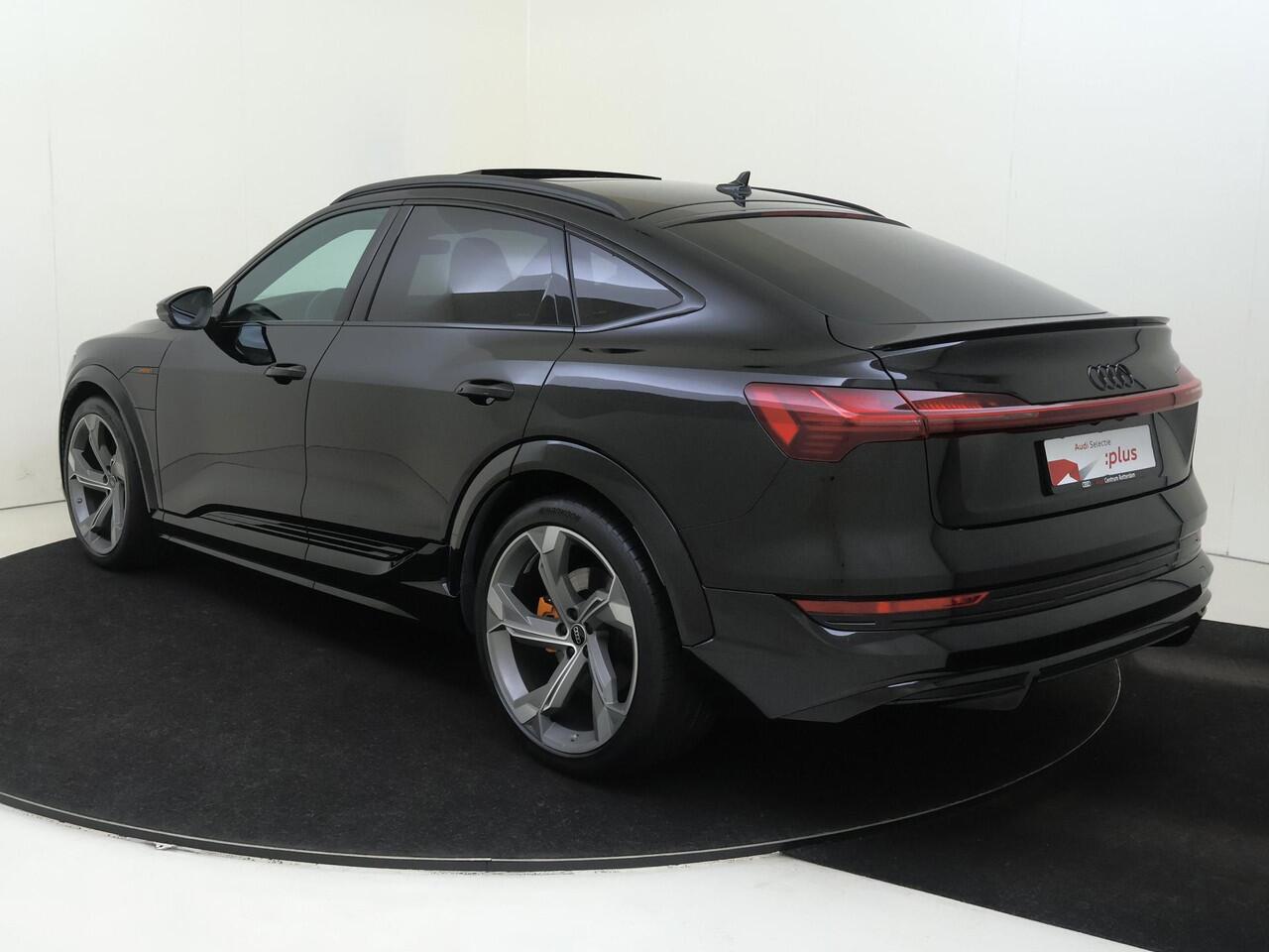 Audi e-tron Sportback S quattro 95 kWh | SoH 100% | Panoramadak | 360 camera | Bang & Olufsen | Luchtvering | Keyless | Lederen bekleding 'Valcona' | Navigatie Plus | LED matrix verlichting | Adaptieve cruise control |