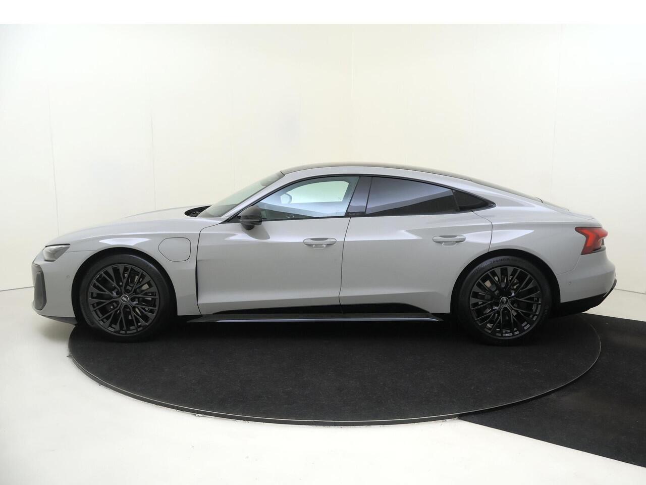 Audi e-tron GT e-tron GT | Audi Exclusive lak | 20 inch LM velgen | Lederen bekleding | B&O soundsysteem | Elek. verstelbare stoelen + mem. bestuurder