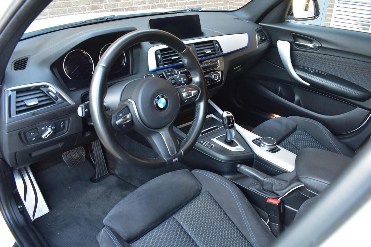 BMW 1-SERIE 118i Corporate Executive Automaat, Schuif/Kantel, Led, Clima, Stoelverwarming, Cruise Control