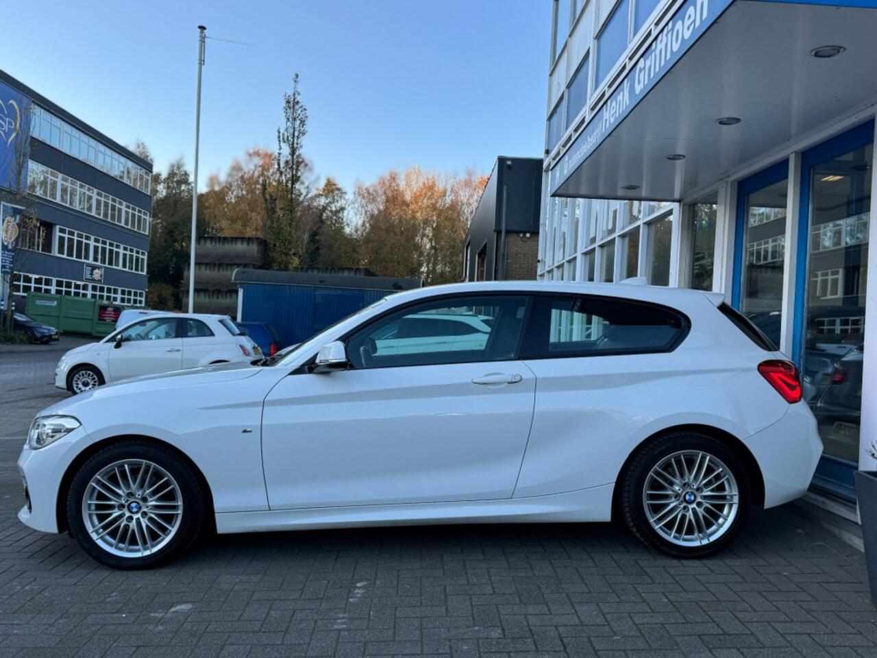 BMW 1-SERIE 116i Executive Msport I Leer I Navigatie I Xenon I Climate contr.