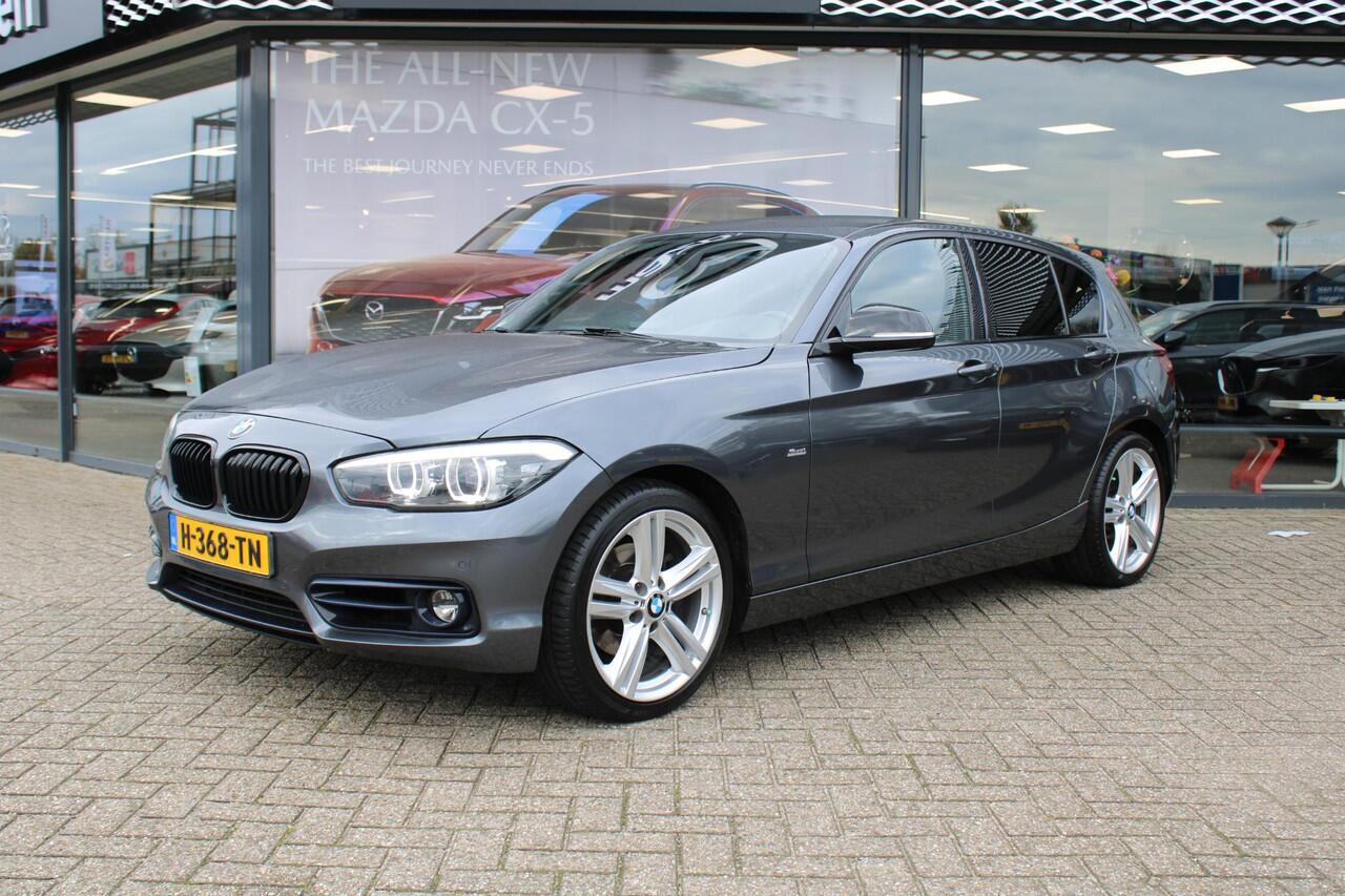 BMW 1-SERIE 120i Sport Line 184PK , Trekhaak, Navi, PDC, Cruise, Bluetooth, LMV 18 Inch, Stoelverwarming