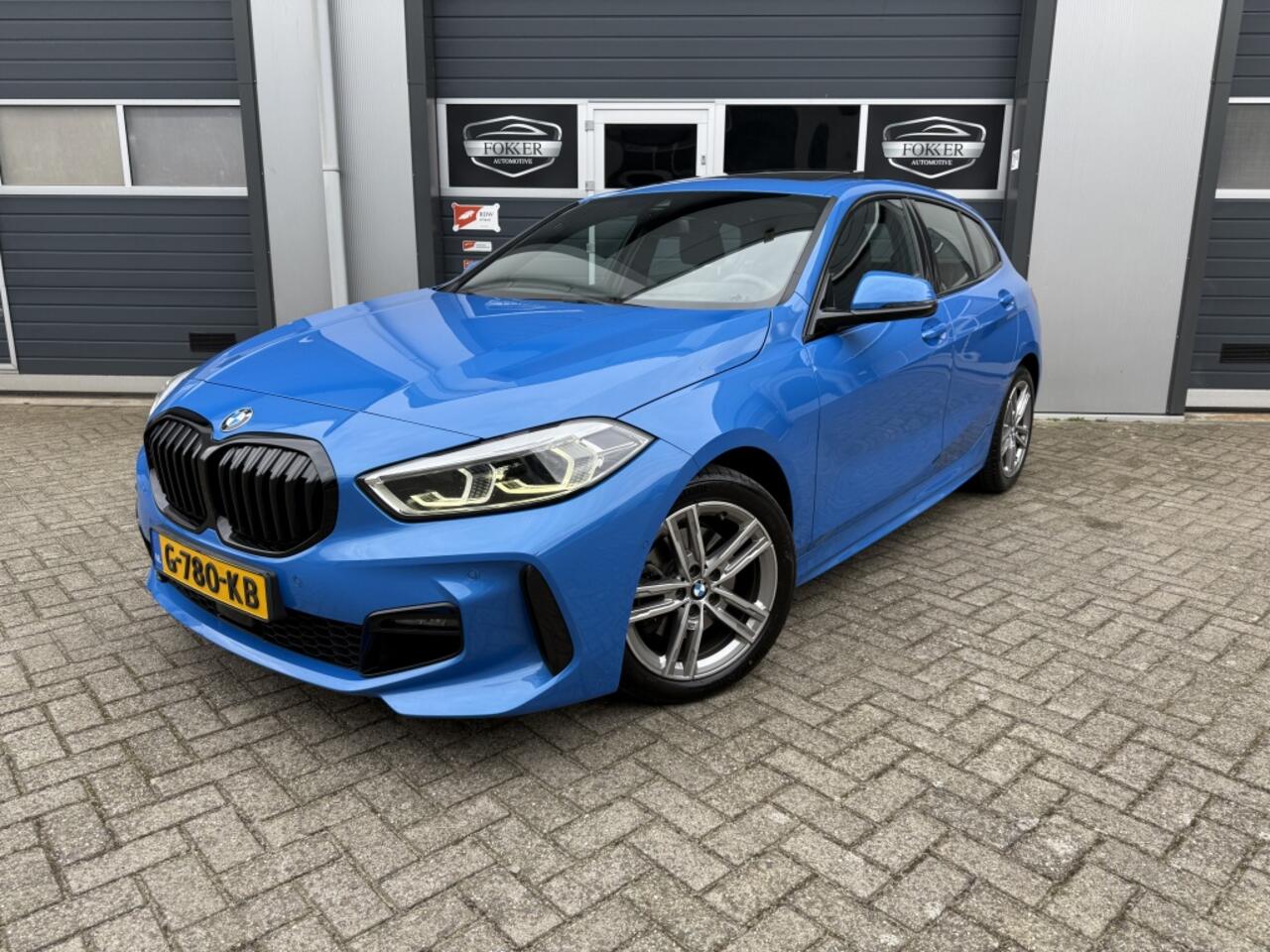 BMW 1-SERIE 118i Executive M-sport AUT. NAP Dealer OH Pano H&K Carplay Camer