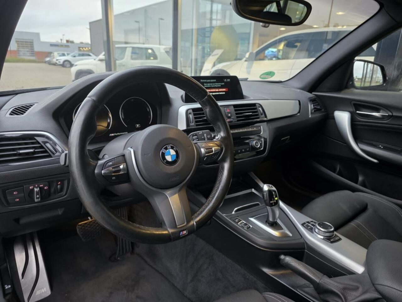 BMW 1-SERIE 118I EXECUTIVE M