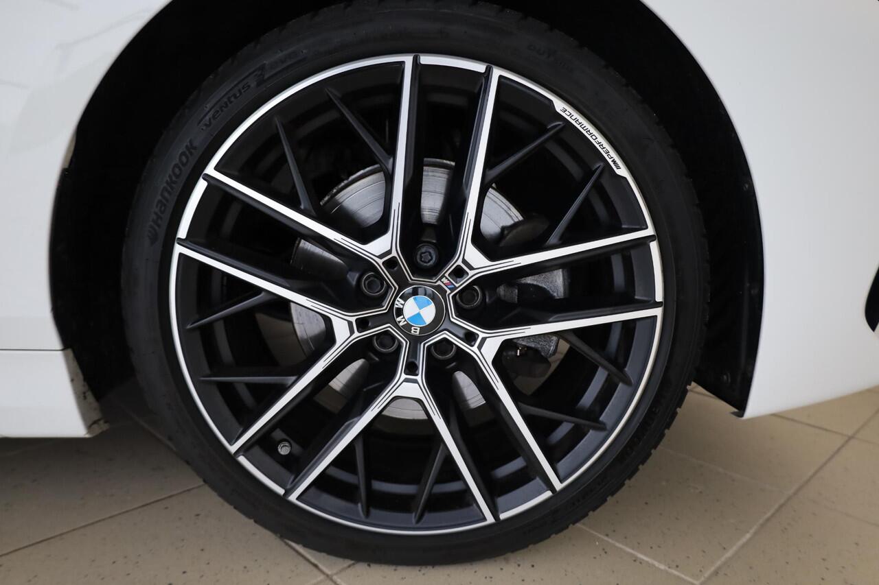 BMW 1-SERIE 5-deurs 118i M Sportpakket