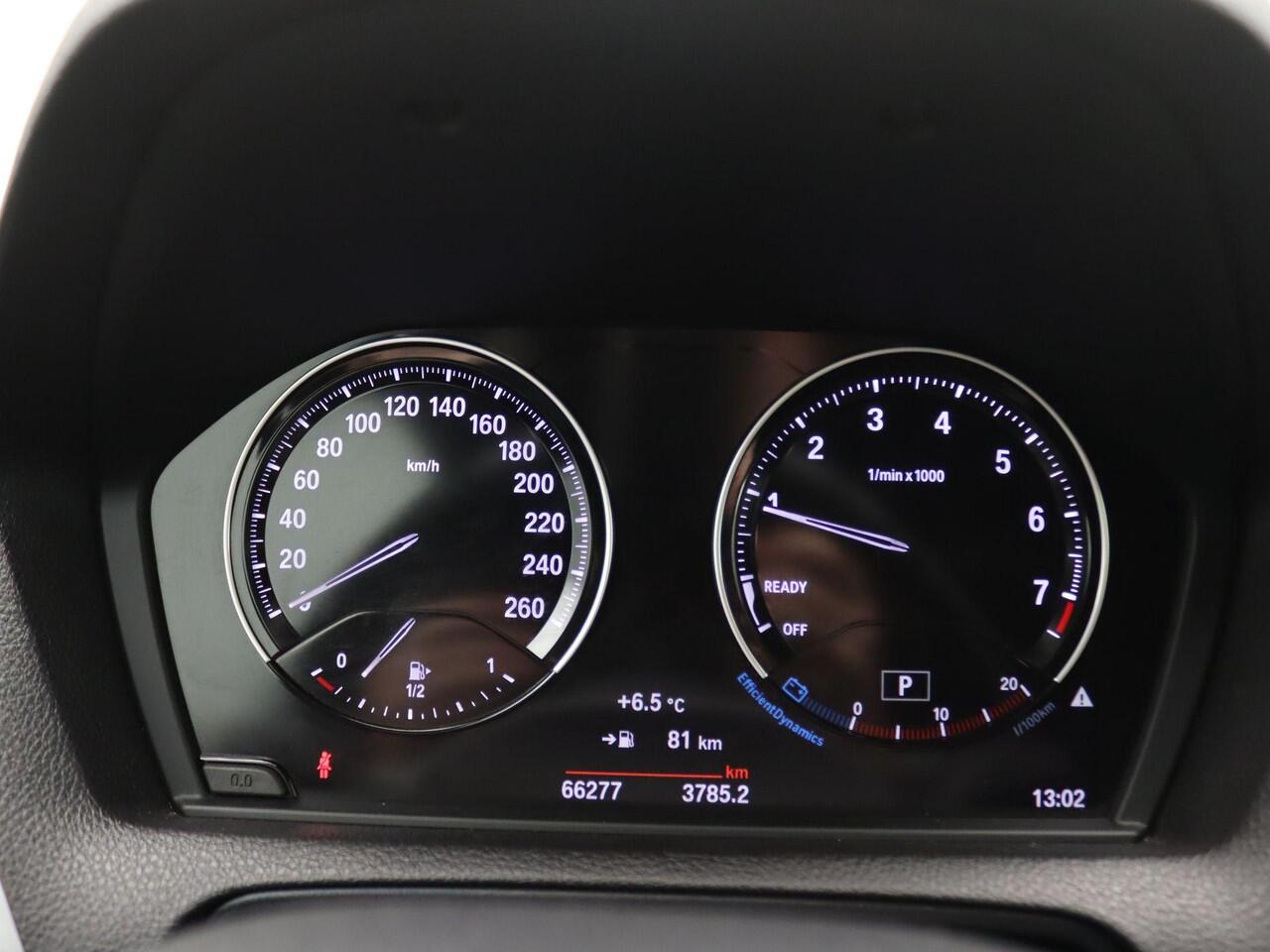 BMW 1-SERIE 118i Executive 136PK Aut8 Trekhaak, Achteruitrijcamera, Alarm, Clima, Navi, 17" LM velgen, Cruise Controle, Full LED Koplampen