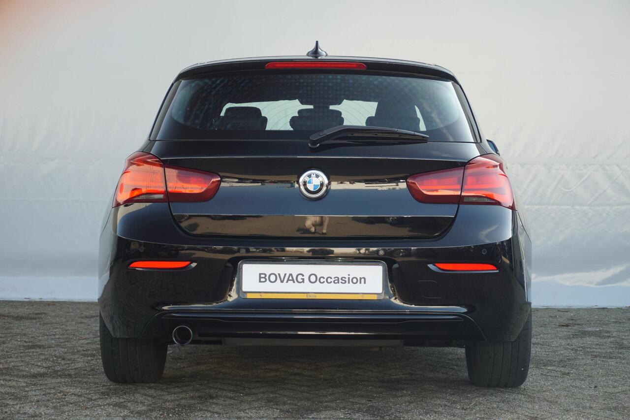 BMW 1-SERIE 116i | Sportstoelen voor / Electronic climate control / Cruise Control / Parkeersensoren achter