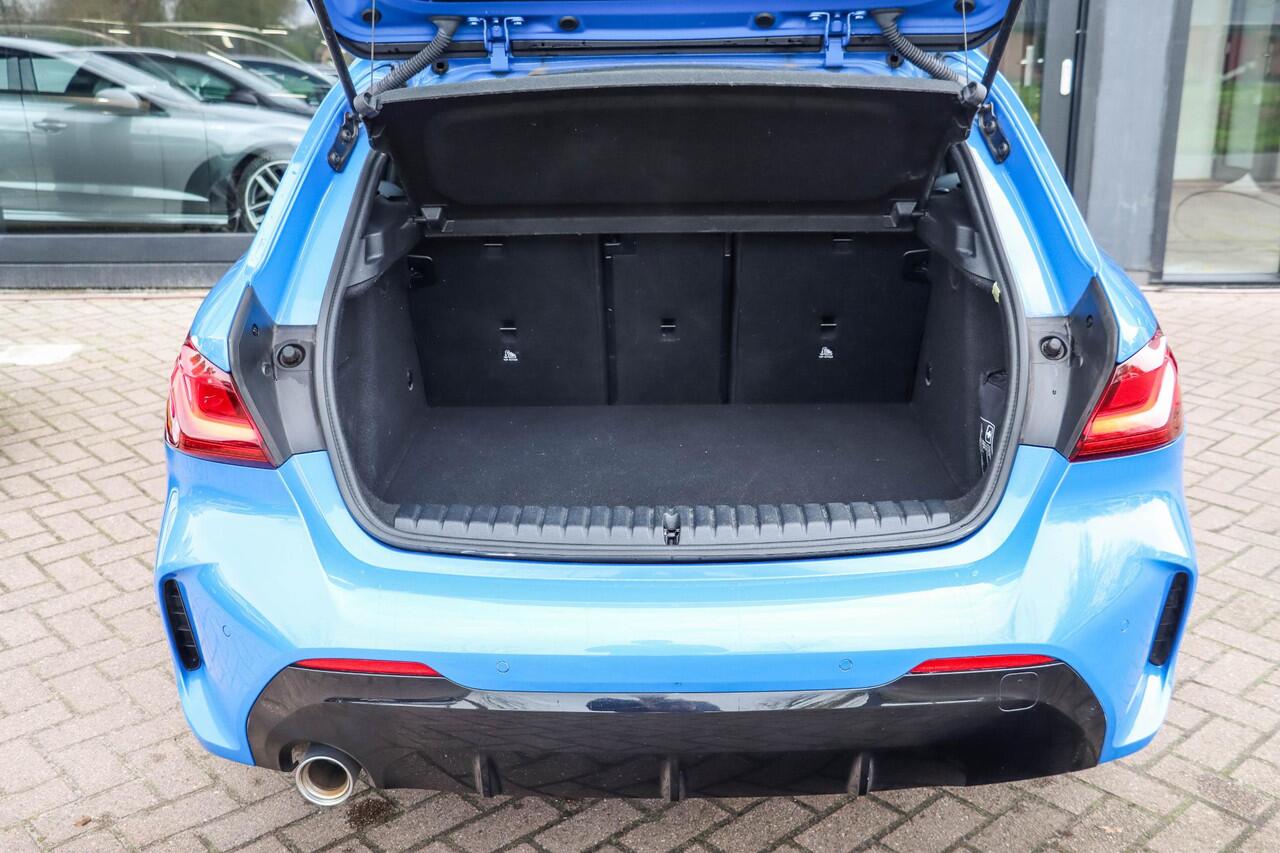 BMW 1-SERIE 118i Executive Edition M Sport | Panoramadak