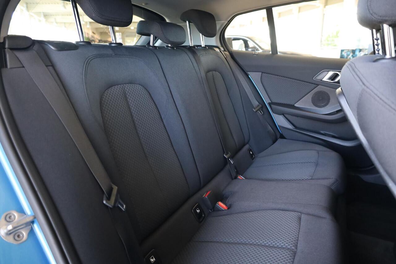 BMW 1-SERIE 5-deurs 118i | Executive Edition | Live Cockpit Professional