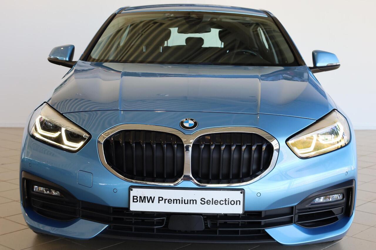 BMW 1-SERIE 5-deurs 118i | Executive Edition | Live Cockpit Professional