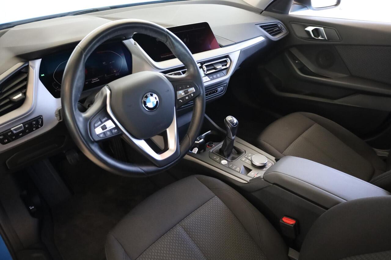 BMW 1-SERIE 5-deurs 118i | Executive Edition | Live Cockpit Professional