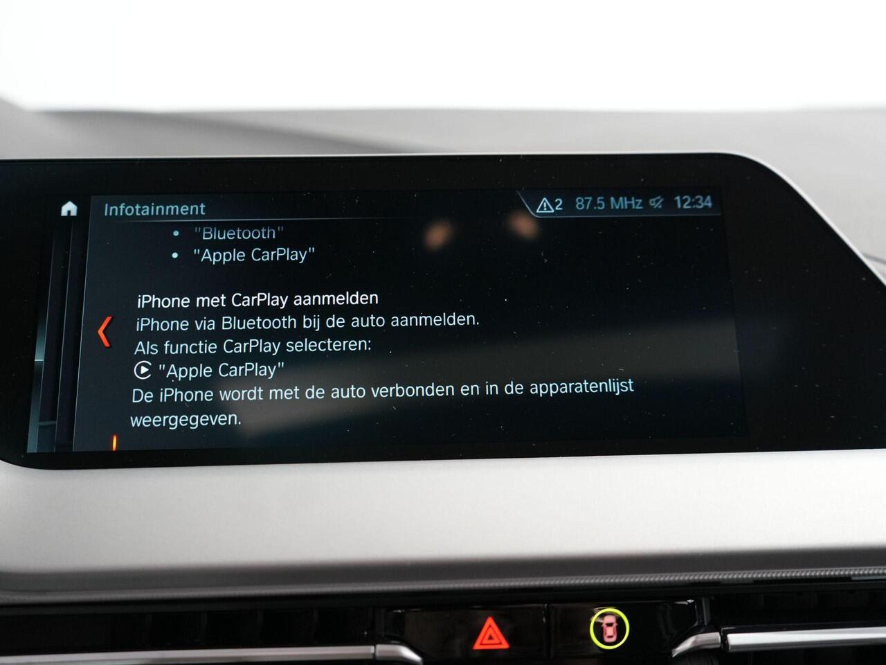 BMW 1-SERIE 118i Corporate High Executive | M sport | 18inch | Pano | Black |