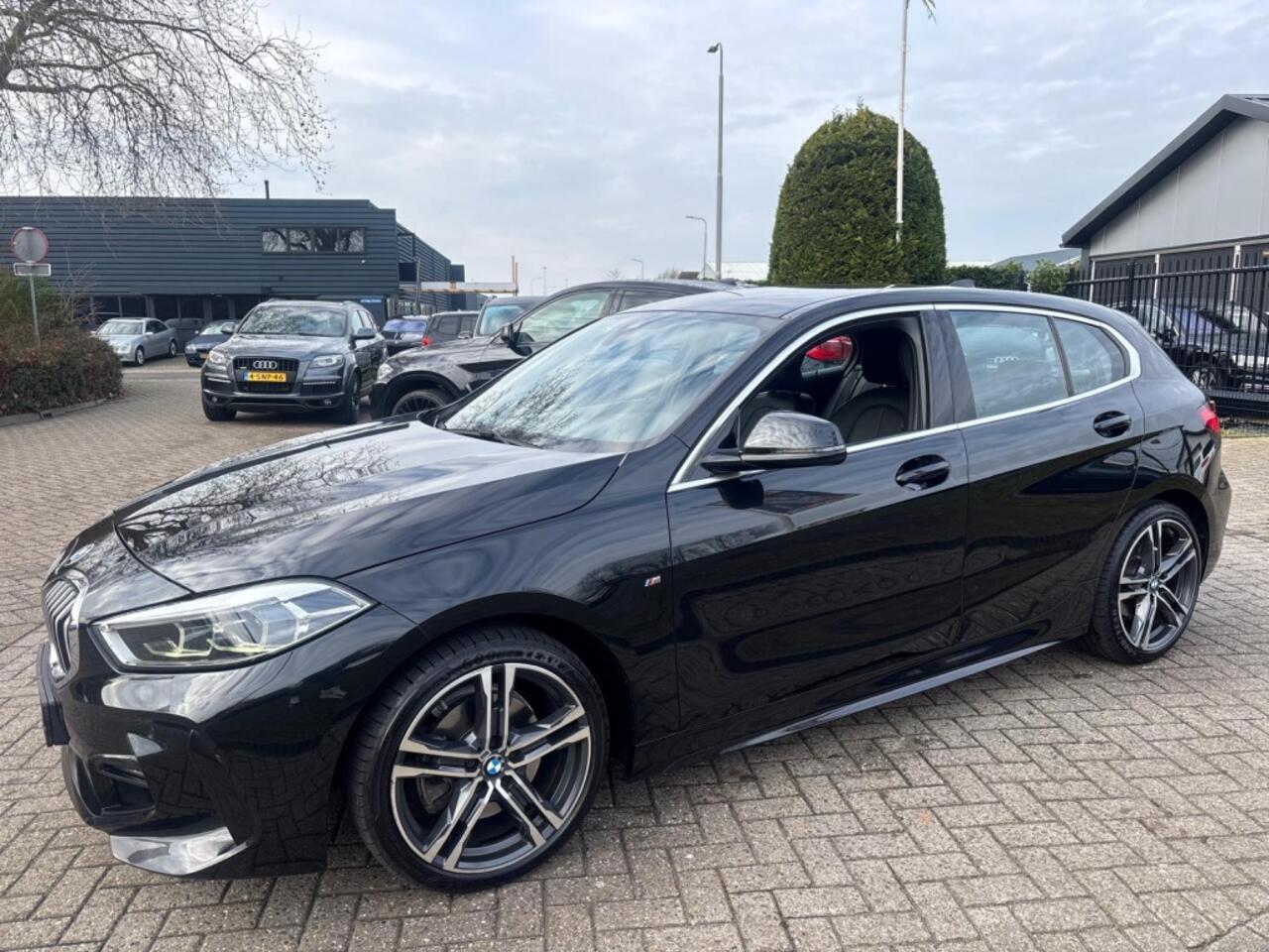 BMW 1-SERIE 118i High Executive Automaat 2020 M-Pakket Dealerauto