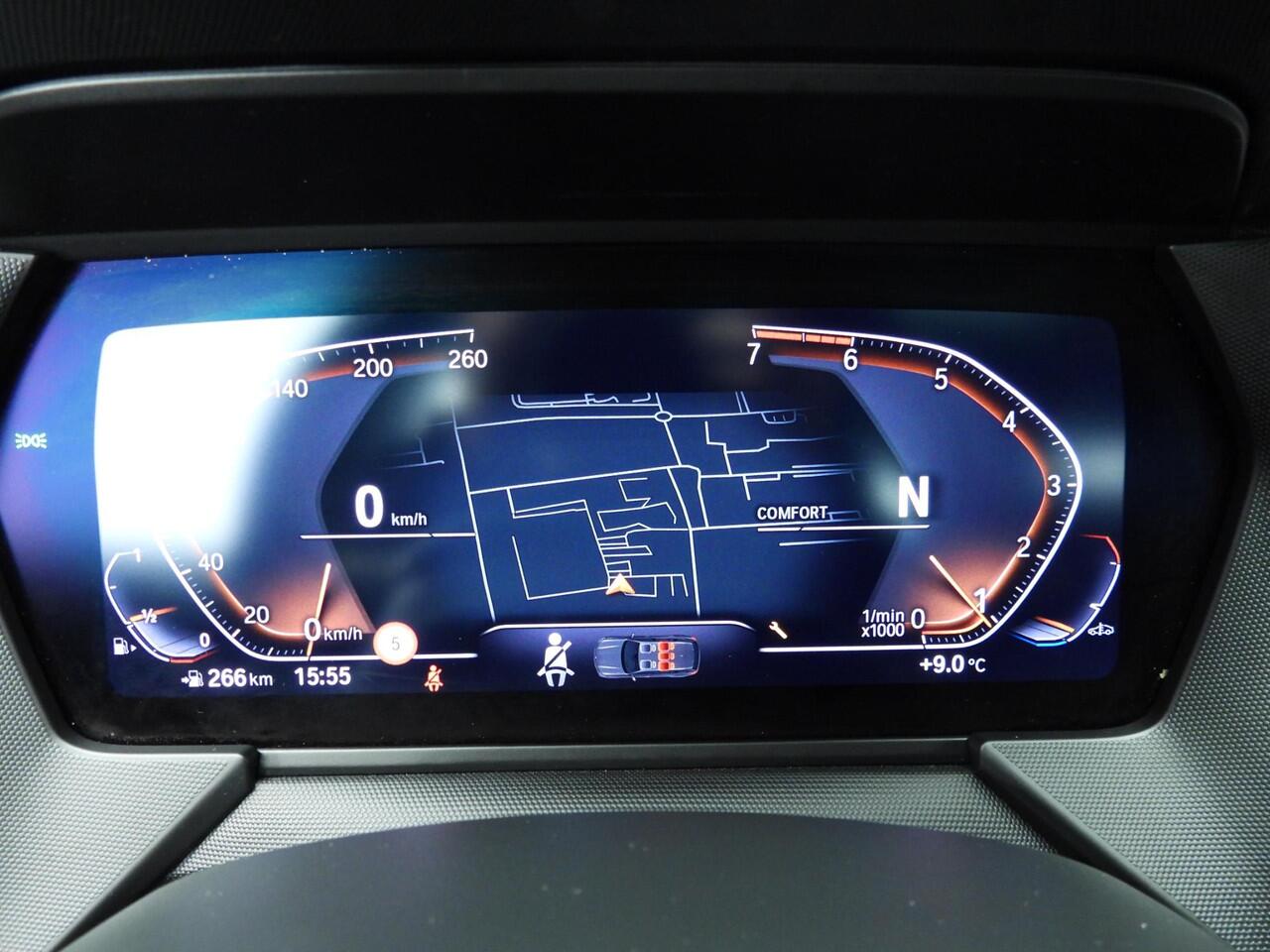 BMW 1-SERIE 5-Deurs 118i | M-Sportpakket | LED | Navigatie | Schuifdak | Sportstoelen | DAB | Harman-kardon sound | Alu 17 inch