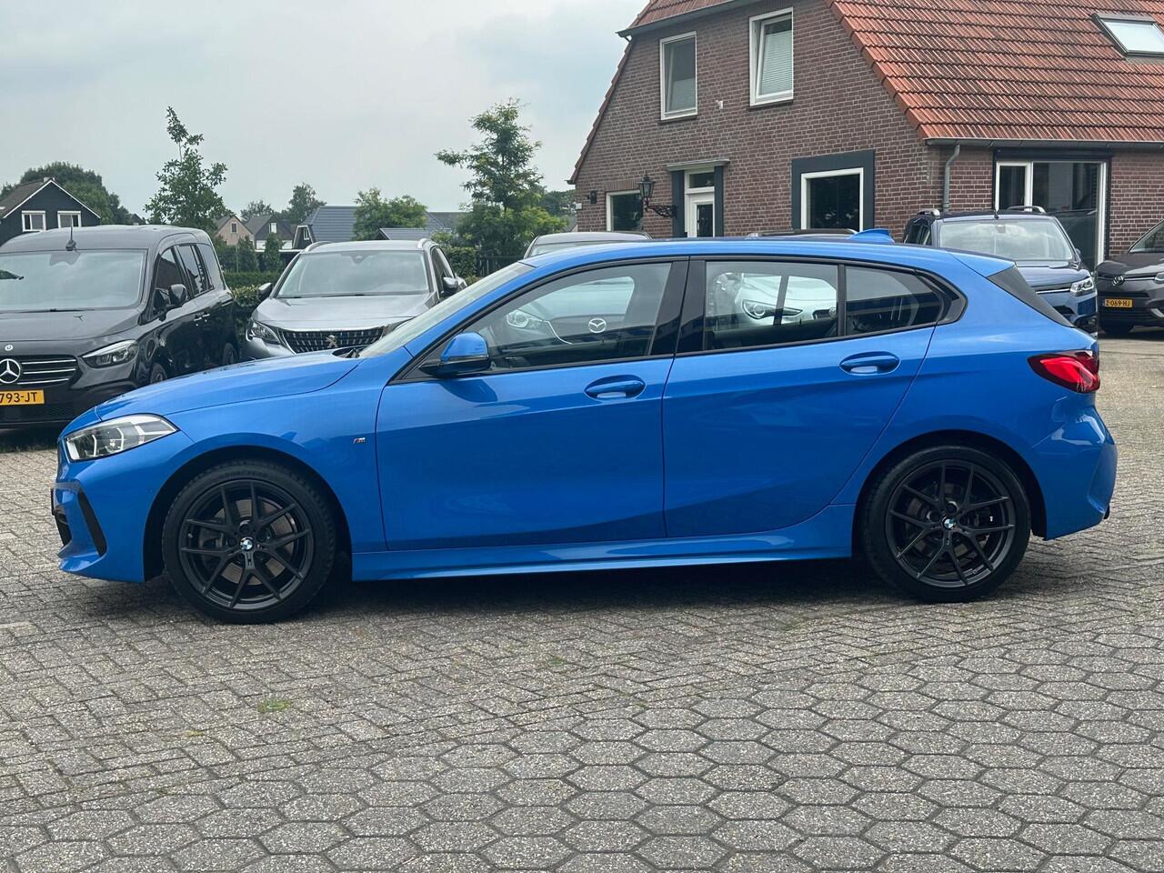 BMW 1-SERIE 120i High Executive M-sport | NAVI | CAMERA | BOVAG!!