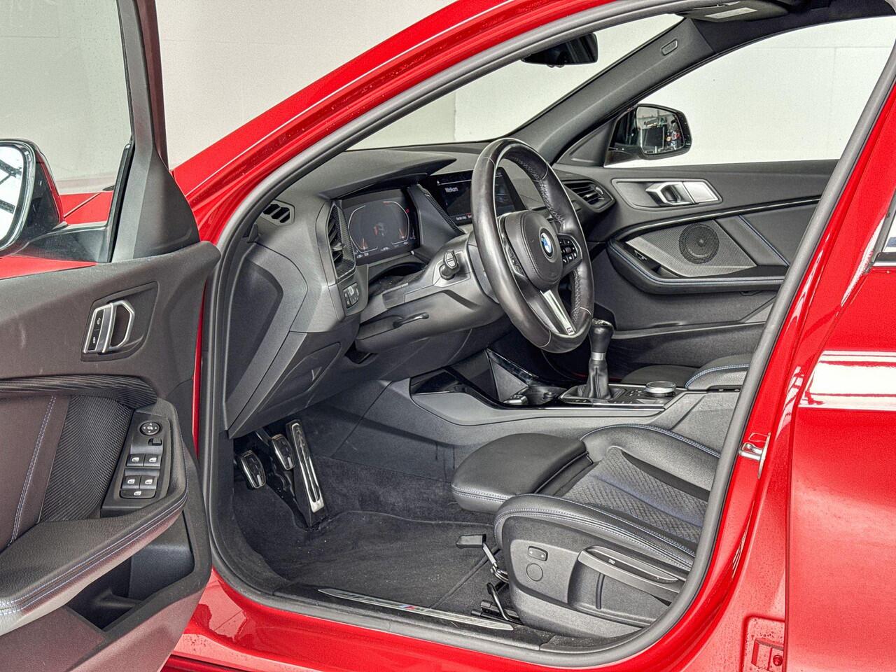 BMW 1-SERIE 118i Business Edition Executive Model M Sport