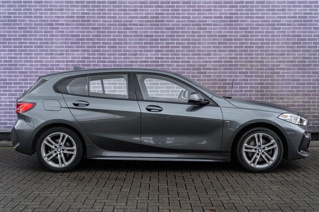 BMW 1-SERIE 116i Business Edition Plus | M-Sport | Cruise Control | LED Koplampen | Stoelverwarming | BMW Live Dashboard | Sportstoelen | Climate Control