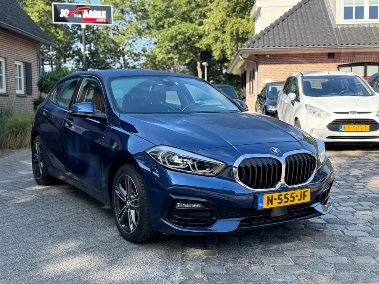 BMW 1-SERIE 118 autom Sport Bns Edition Plus ecc,leer,sportstoel,lmv,led,navi,digidash,pdc