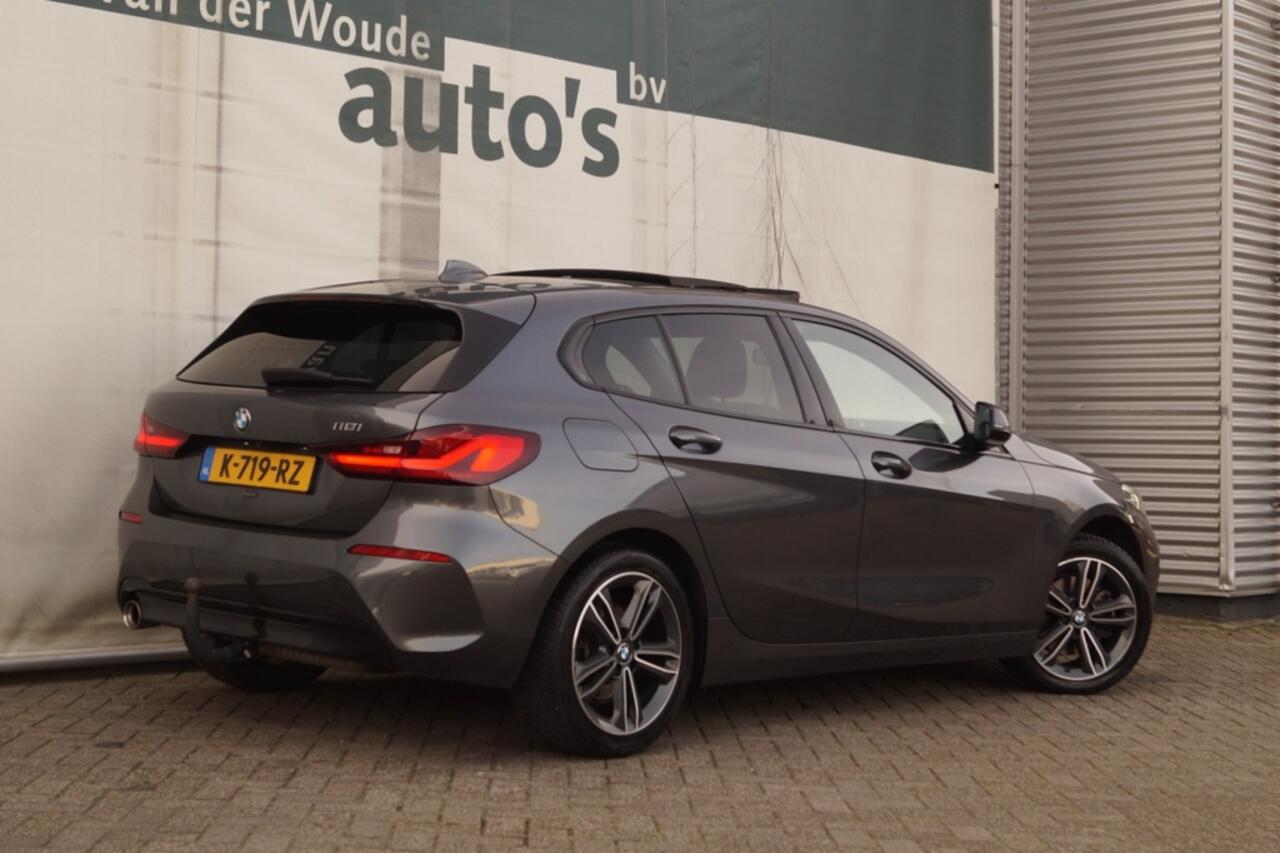 BMW 1-SERIE 118i 136pk Automaat High Executive -PANO-NAVI-ECC-