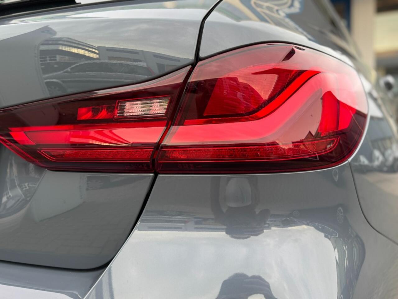 BMW 1-SERIE 118i High Executive I Msport I Stoelverw. I LED I Climate contr.