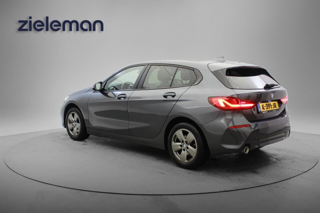 BMW 1-SERIE 118i Executive Edition - Digitaal Cockpit, Carplay, Navi, Cruise, Clima, PDC