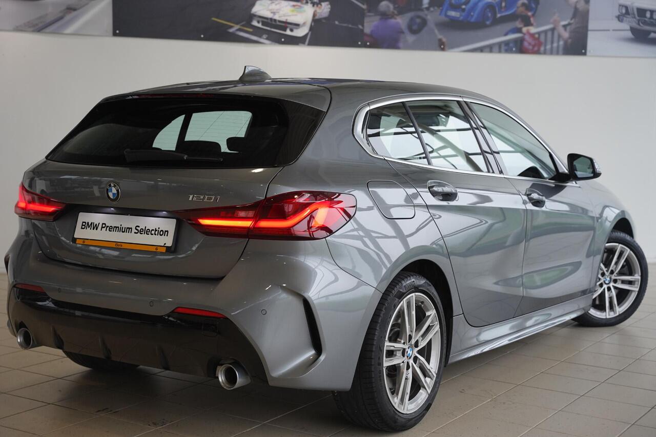 BMW 1-SERIE 5-deurs 120i | M Sportpakket