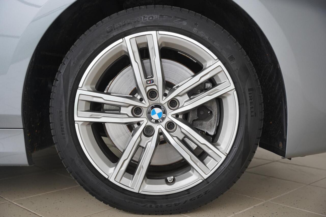 BMW 1-SERIE 5-deurs 120i | M Sportpakket