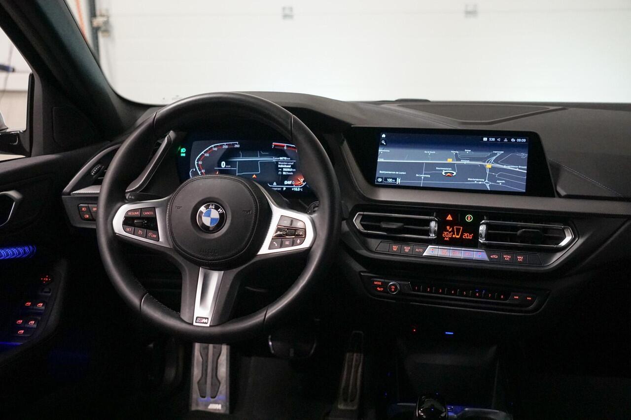 BMW 1-SERIE 118i M-Sport | Carplay | Hifi | Digital Cockpit