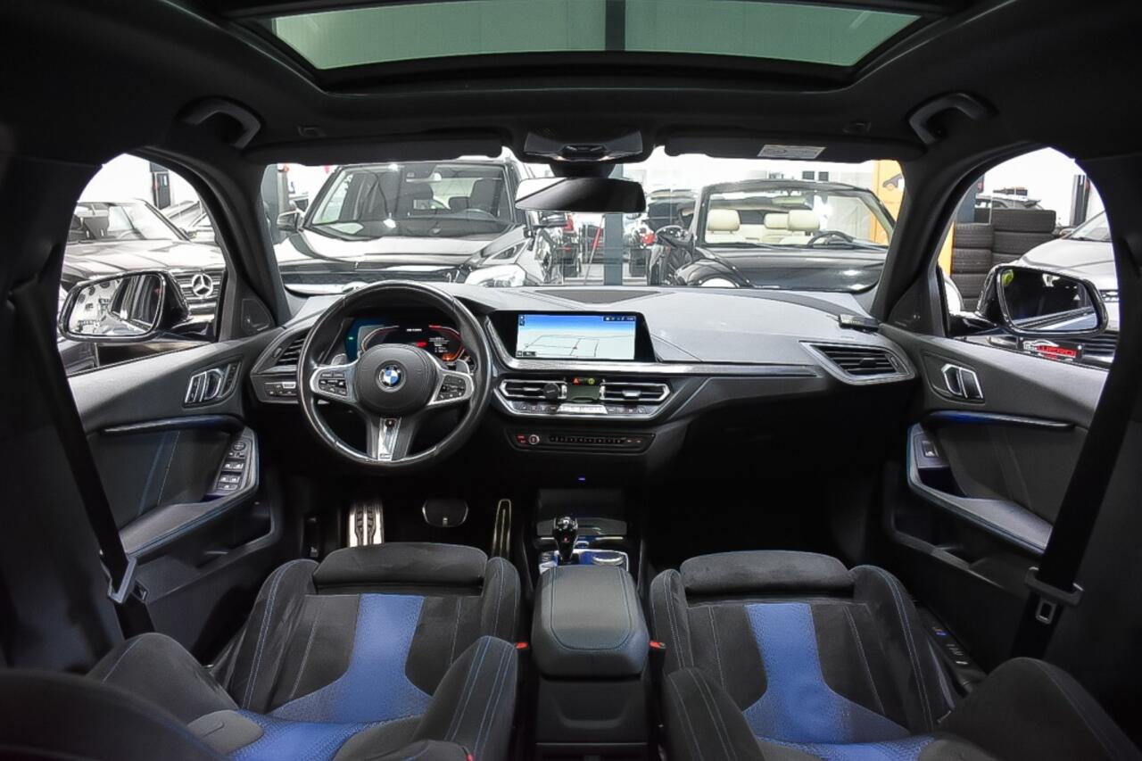 BMW 1-SERIE M135i xDrive | M-PERFORMANCE | GARANTIE | PANO | 135