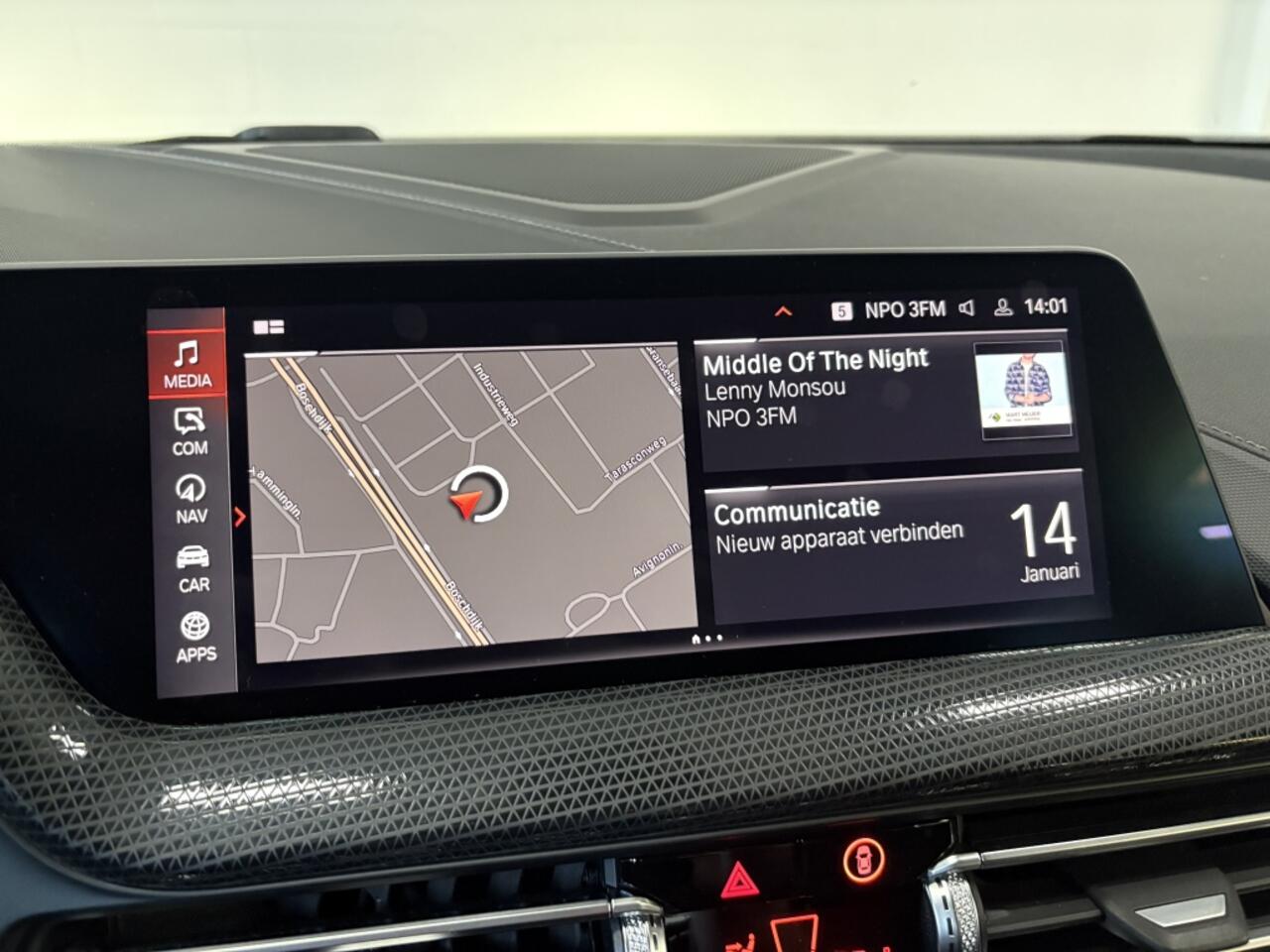 BMW 1-SERIE 118i Bns Edition+Stoel/Stuurverwarming*Digi.Dash*Keyless*