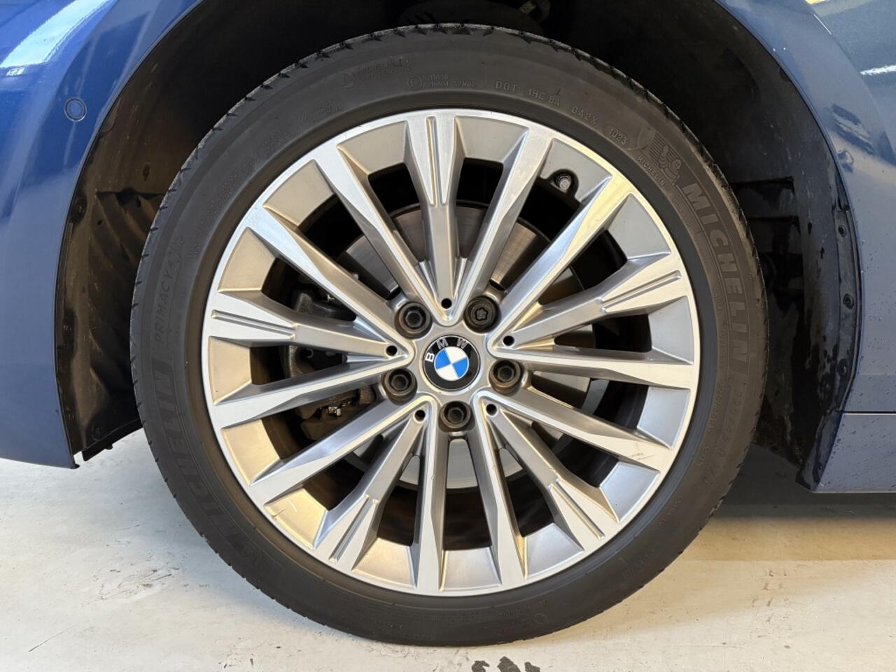 BMW 1-SERIE 118i Bns Edition+Stoel/Stuurverwarming*Digi.Dash*Keyless*