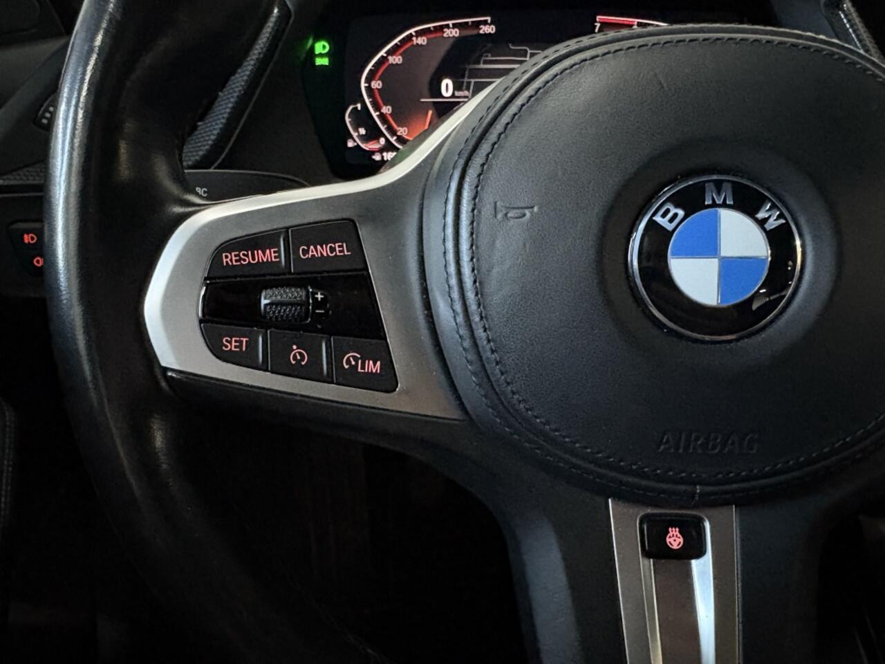 BMW 1-SERIE 118i Bns Edition+Stoel/Stuurverwarming*Digi.Dash*Keyless*