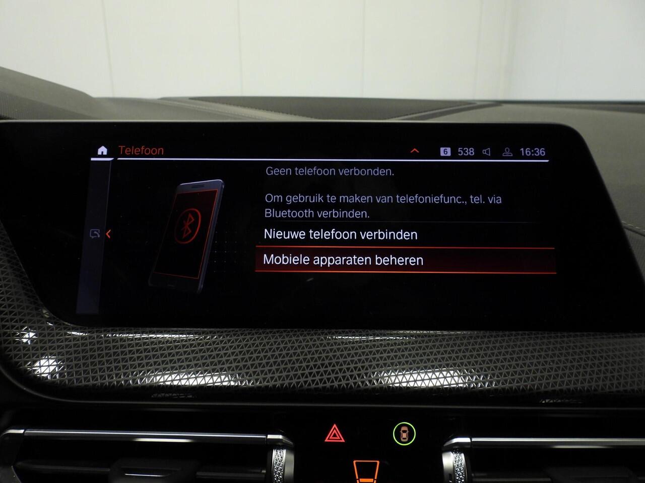 BMW 1-SERIE 118i Aut. Intro Sport Line VOL LEER/NAVI/CAMERA/LED/18"LMV!