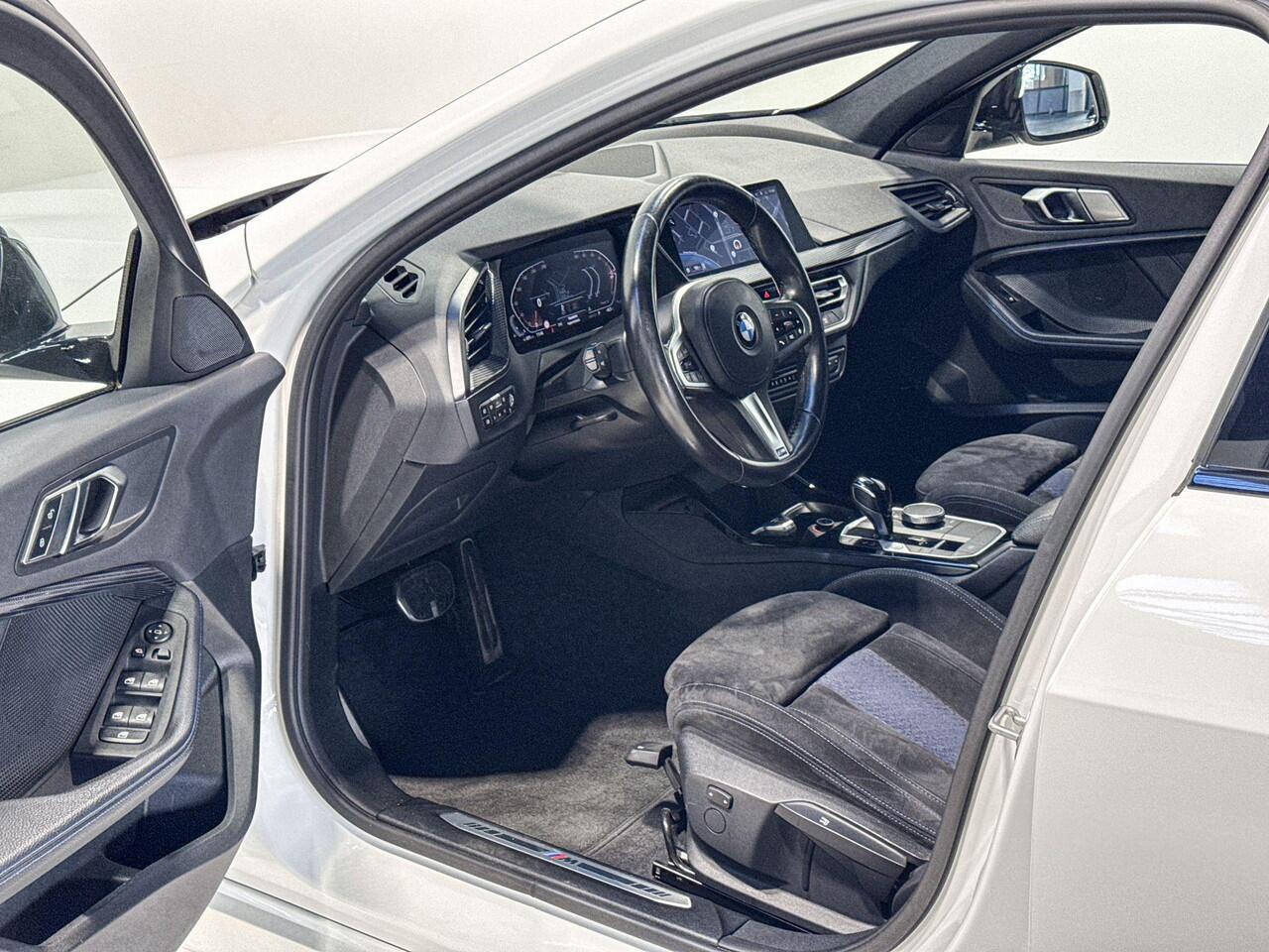 BMW 1-SERIE 118i Business Edition Aut.