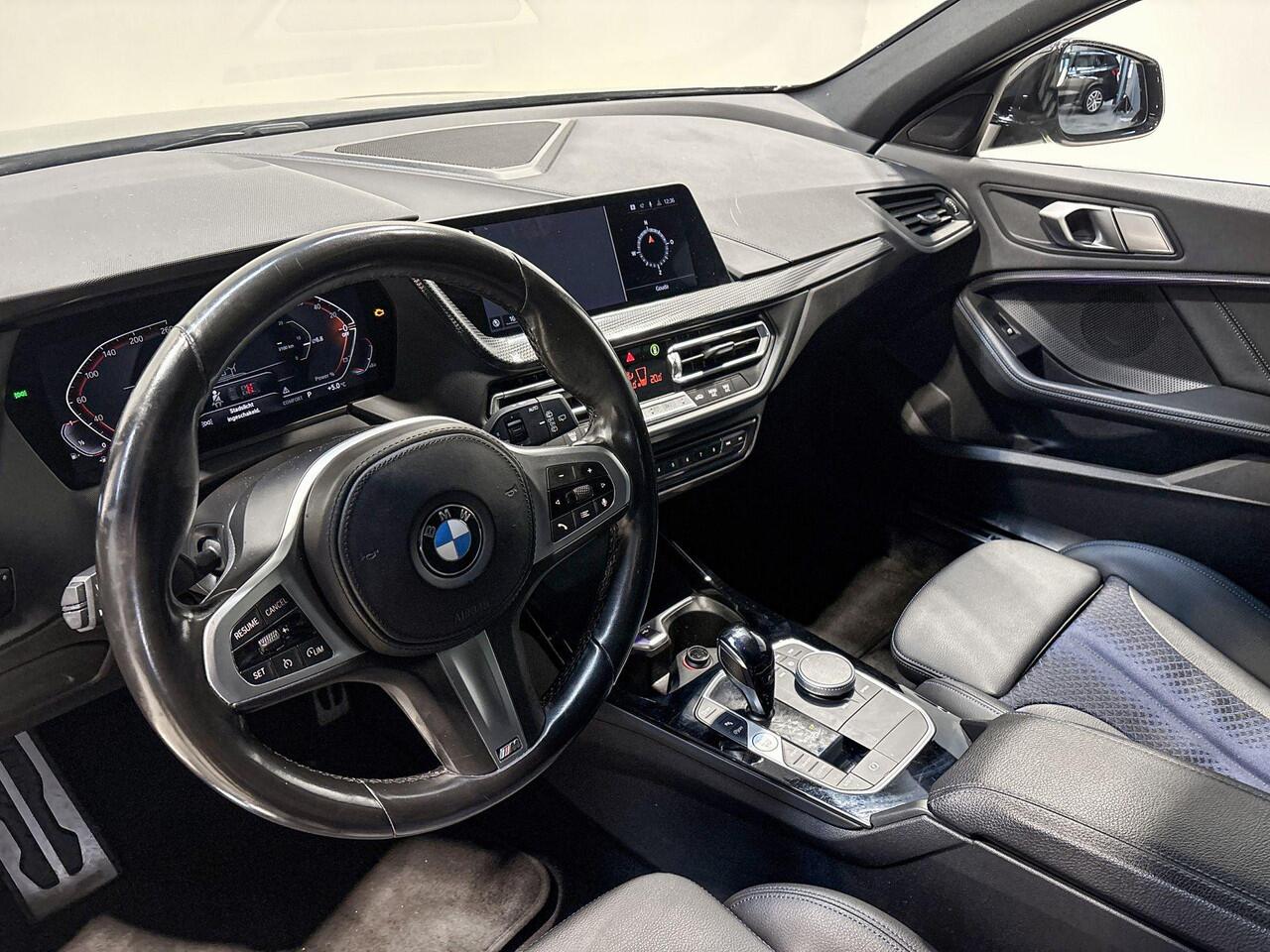 BMW 1-SERIE 118i Business Edition Executive Model M Sport Aut.