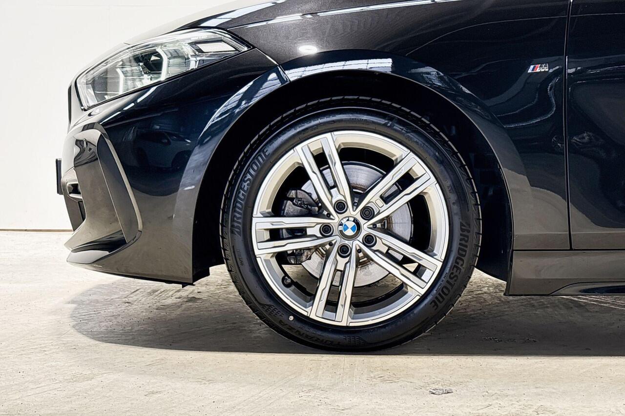BMW 1-SERIE 118i Business Edition Executive Model M Sport Aut.
