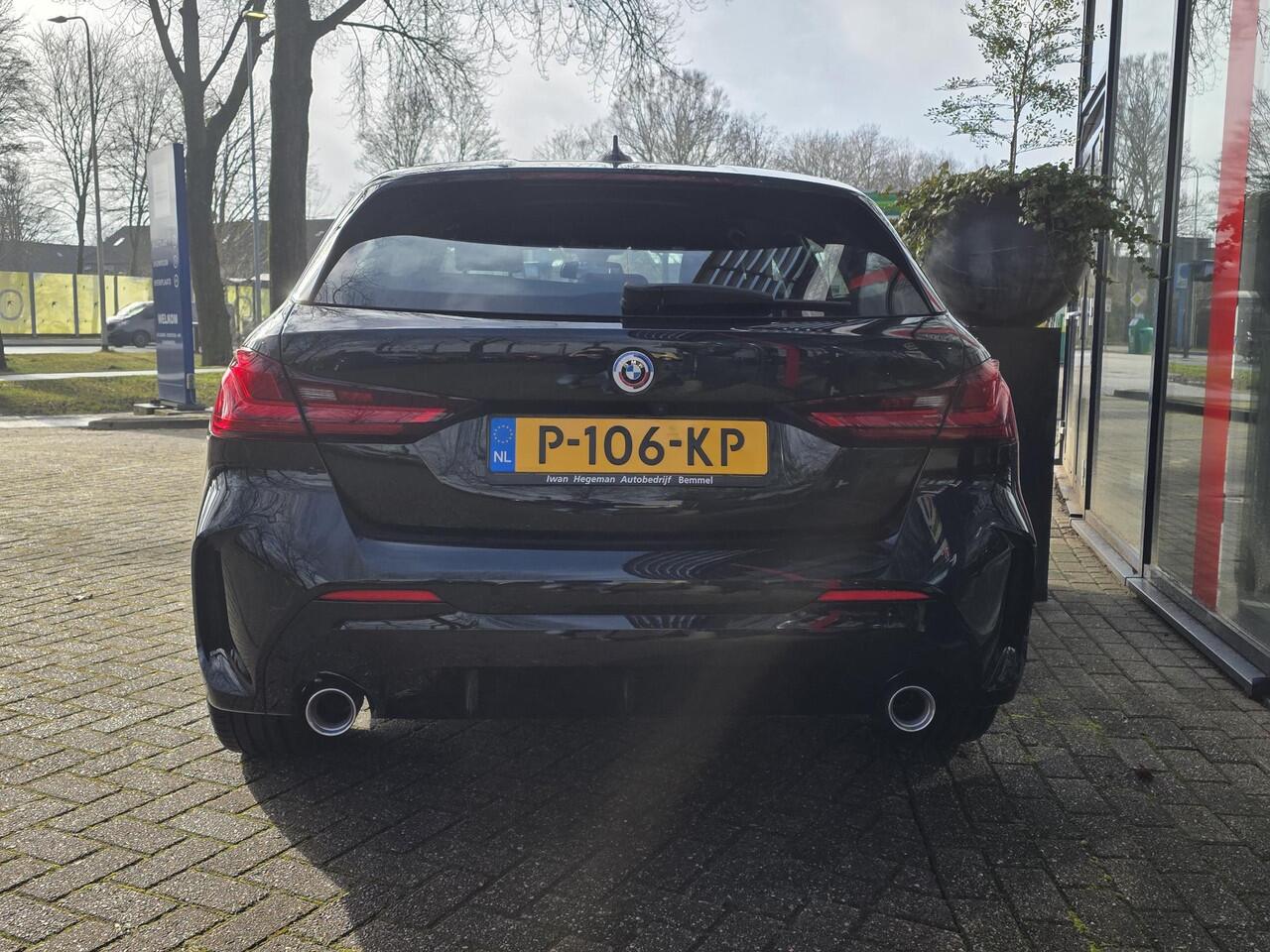 BMW 1-SERIE 120i M-Sport | Navigatie | Sportstoelen | Cruise Control | Apple carplay / Android auto