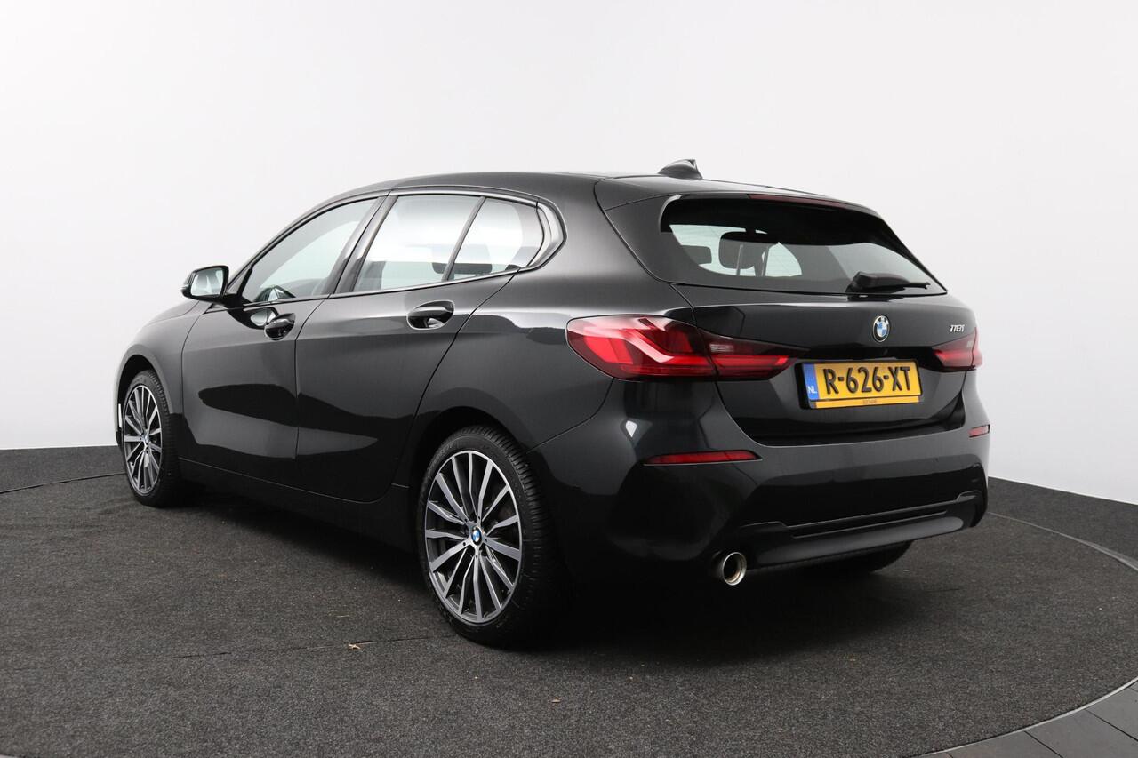 BMW 1-SERIE 118i Introduction Edition | Sport Line | Leder | Sfeerverlichting |