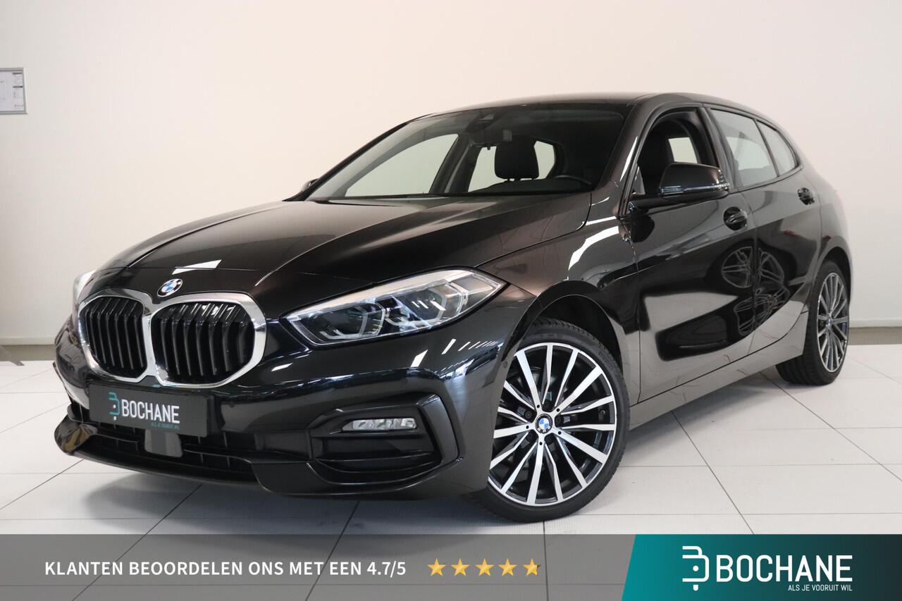 BMW 1-SERIE 118i Business Edition Plus | Camera | Climate control | 18"Lichtmetaal | Sport Line |