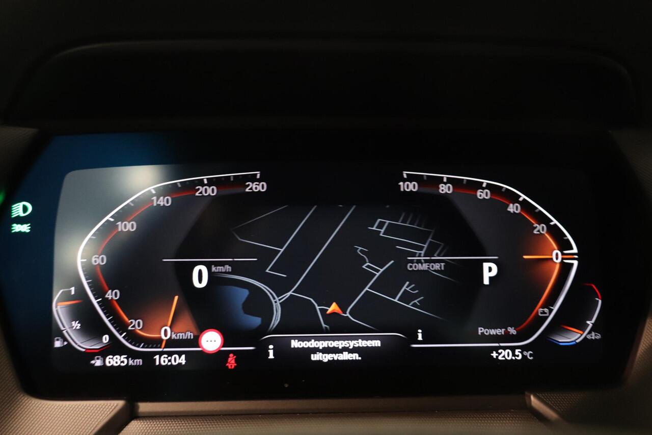 BMW 1-SERIE 118i Business Edition Plus | Camera | Climate control | 18"Lichtmetaal | Sport Line |