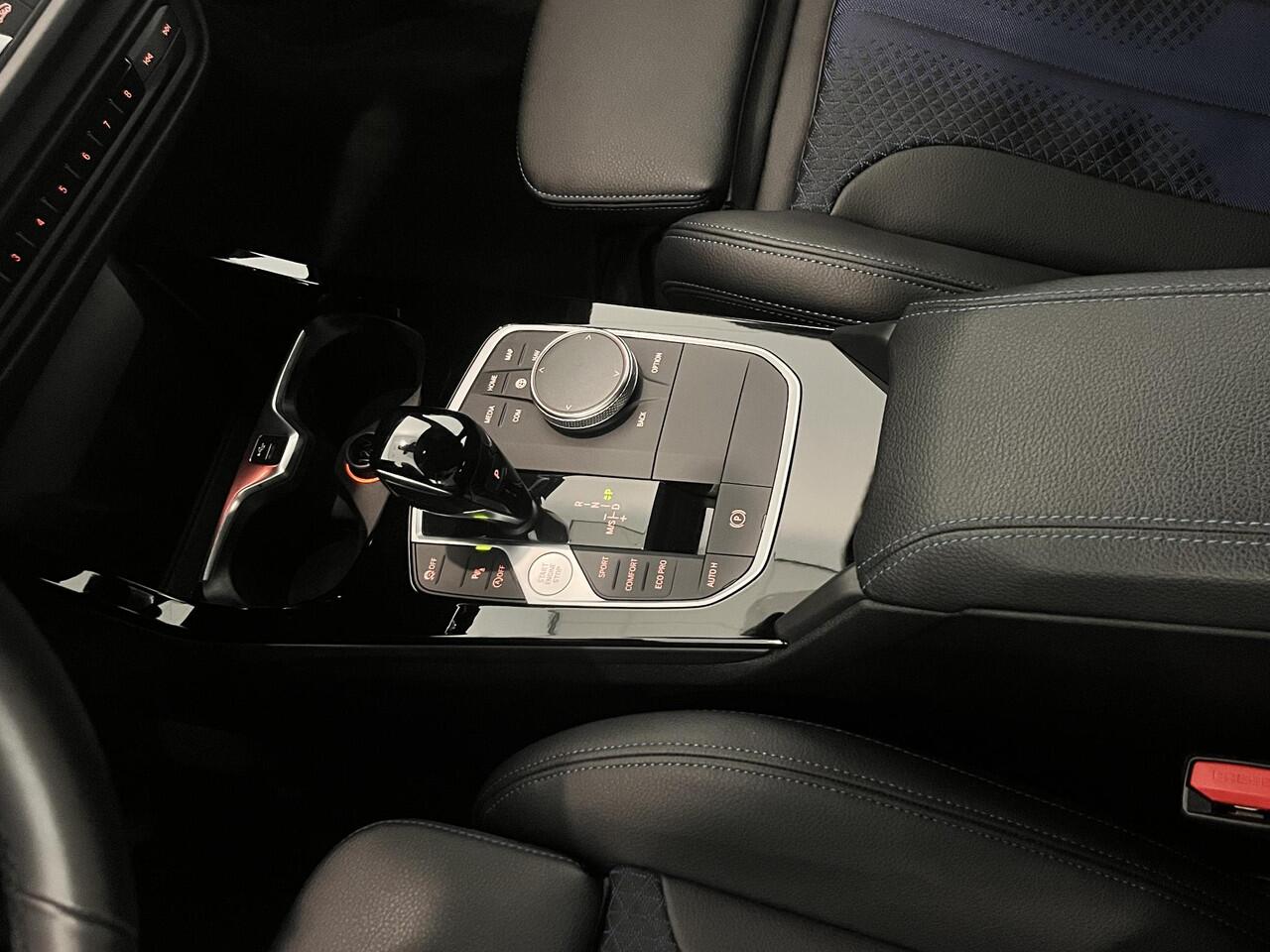 BMW 1-SERIE 118i Business Edition | M Sport | LED | Achteruitrijcamera | Lichtmetalen velgen 17" | Apple Carplay/Android Auto | 1e eigenaar!